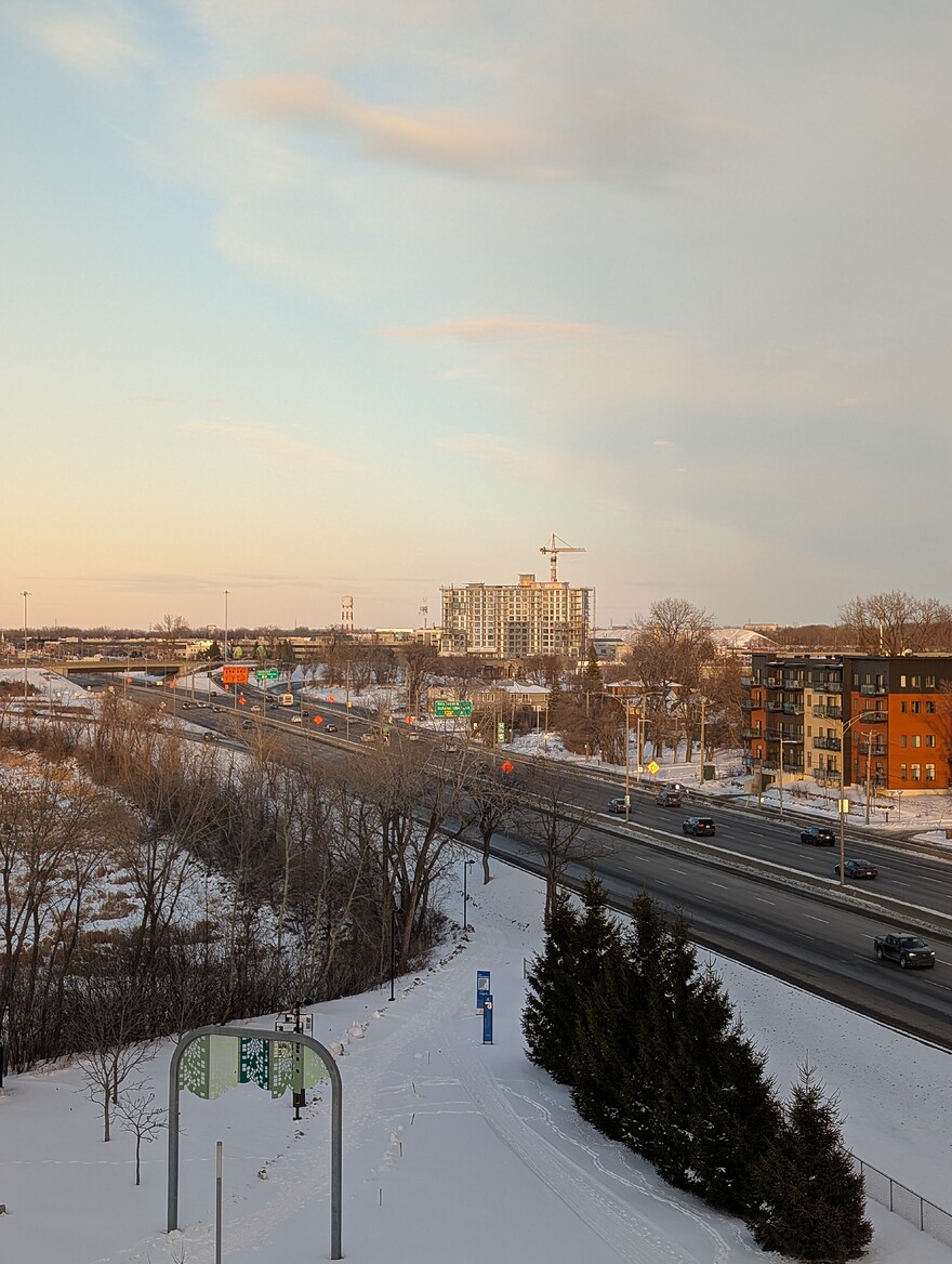 PXL_20260118_210340338