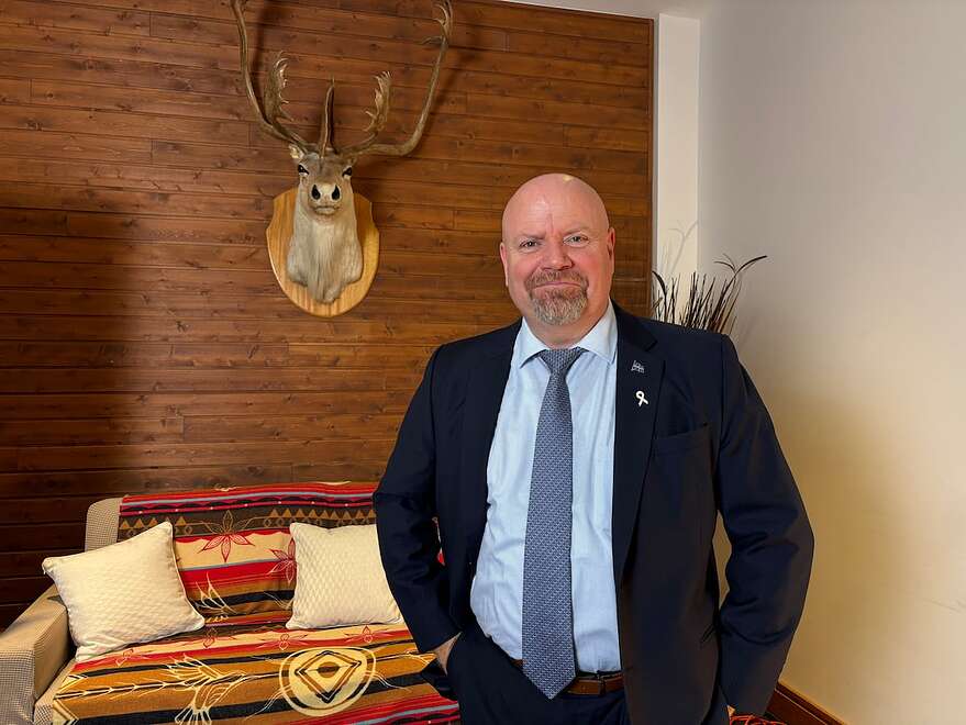 Pour Ian Lafrenière, ministre responsable des Relations avec les Premières Nations et les Inuit, le fonds d'investissement devrait également contribuer à bonifier l'économie des régions, «qui profiteront des retombées des projets».