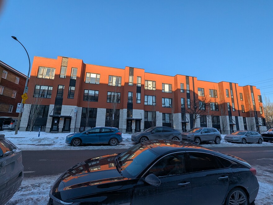 PXL_20251227_195953262.MP
