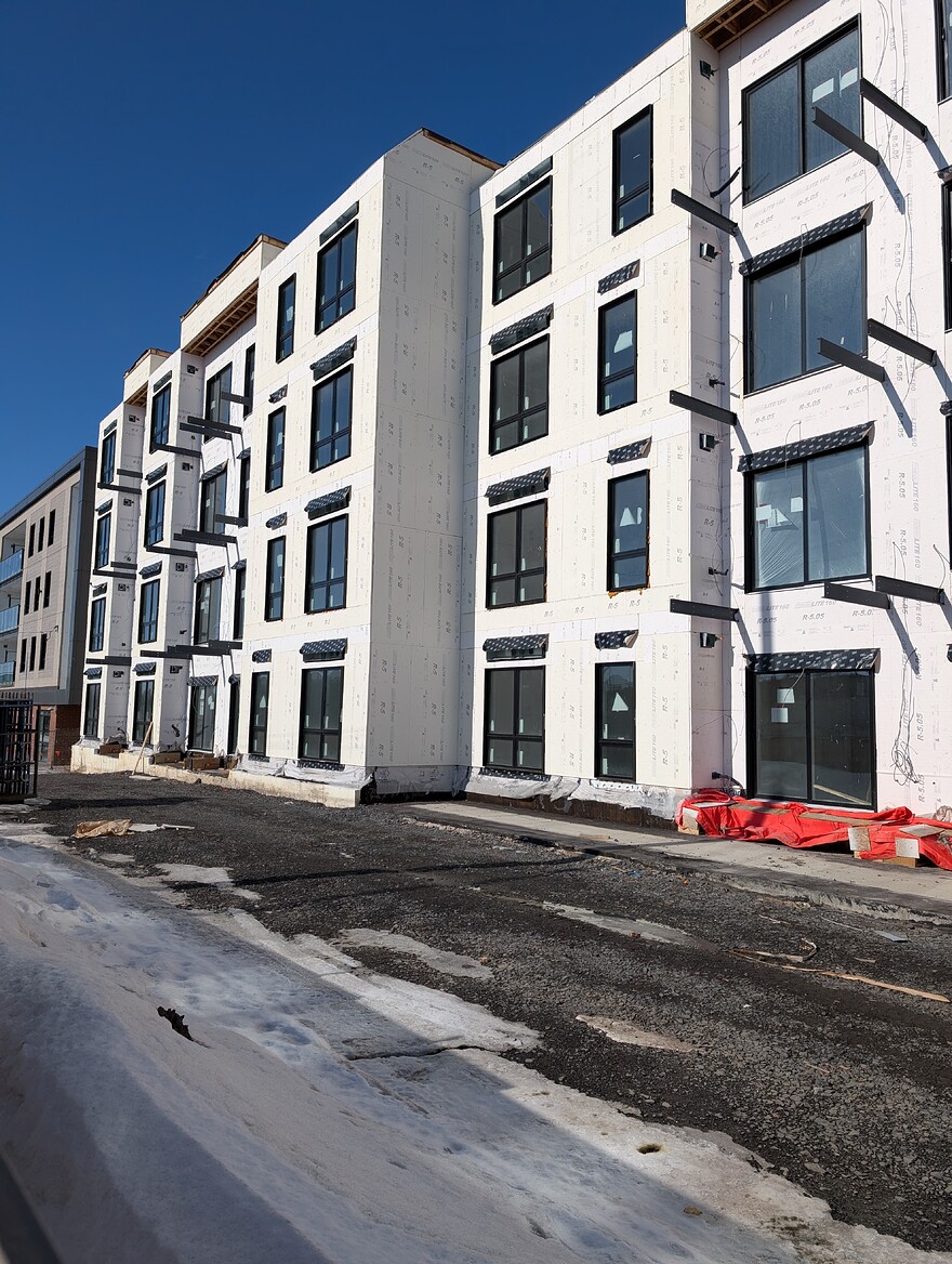 PXL_20260301_191700880