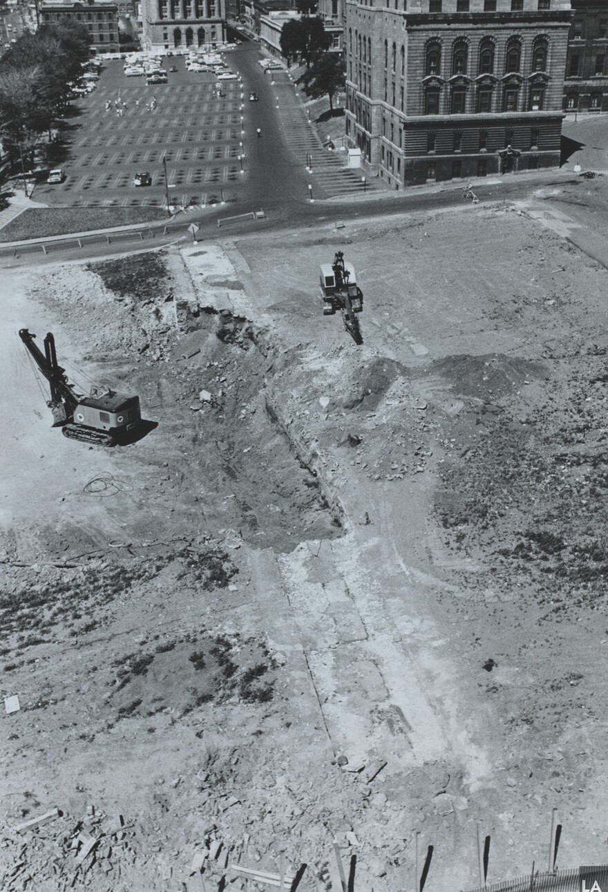 06M_P833S4D0810_0009_1