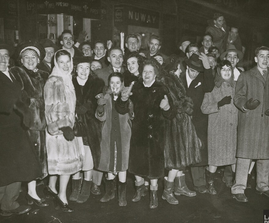 06M_P833S3D0403_0002_1