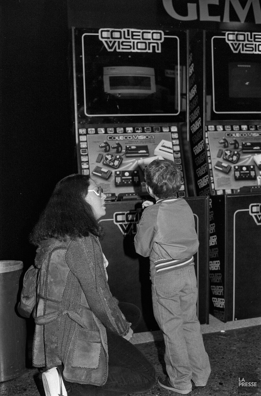 06M_P833S5D1983-0342_005