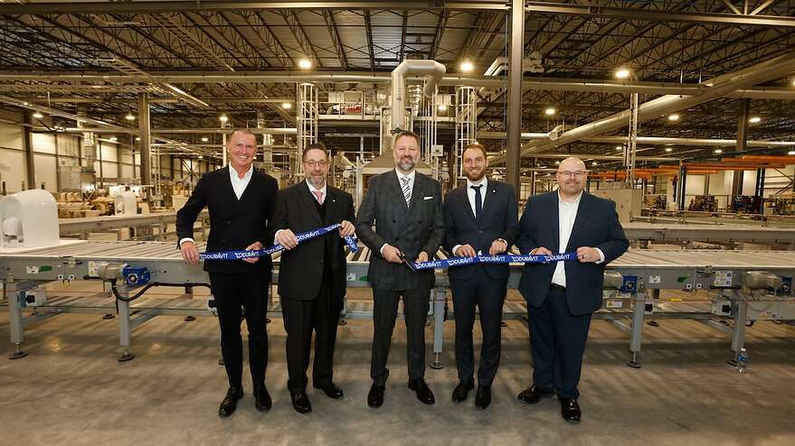Les dirigeants de Duravit ont procédé à l'inauguration de l'usine de Matane, jeudi. Sur la photo: Lüder Fromm, directeur marketing de Duravit, Thomas Stammel, directeur des opérations, Gregor Greinert, président du conseil d'administration, Christian Gilles, directeur général de Duravit Canada et Robert Downie, président de Duravit en Amérique.