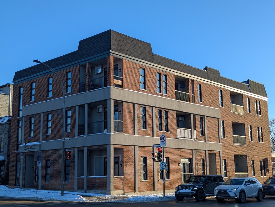 PXL_20251227_200800672.MP