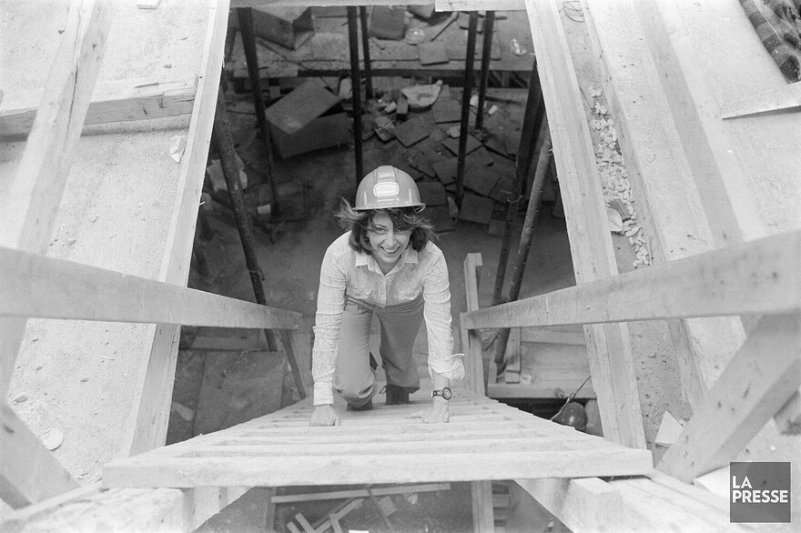 06M_P833S5D1974-0321_0004