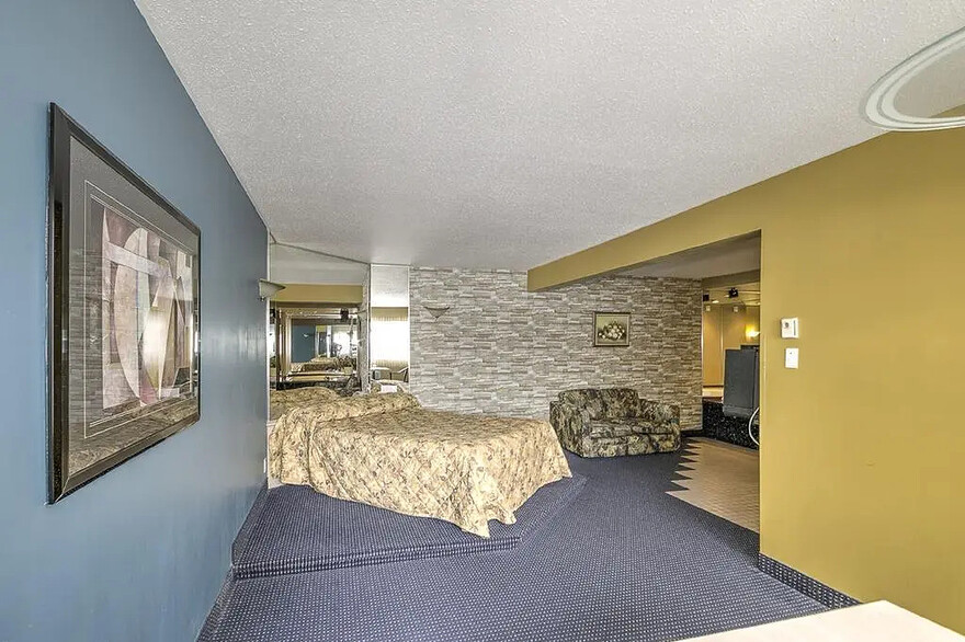 Motel Pignons Rouges
