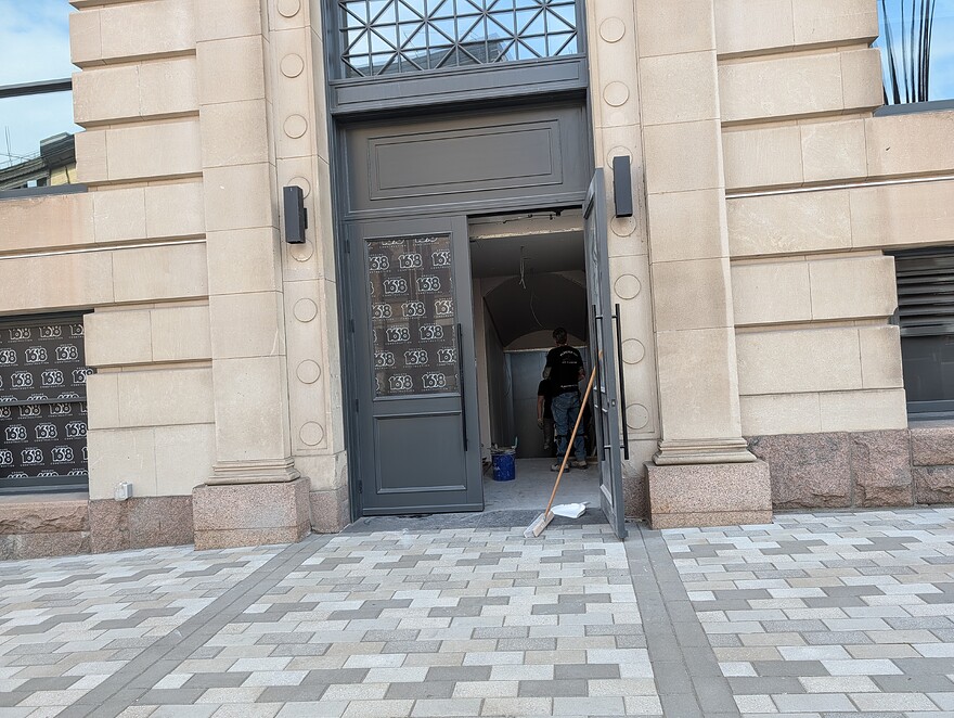PXL_20260429_185754564