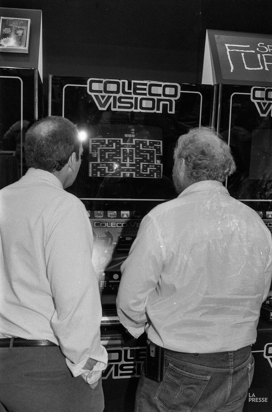 06M_P833S5D1983-0342_002