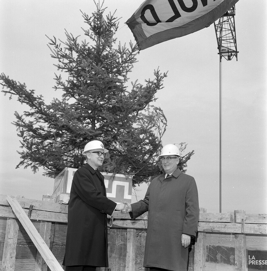 06M_P833S5D1967-0109_0014