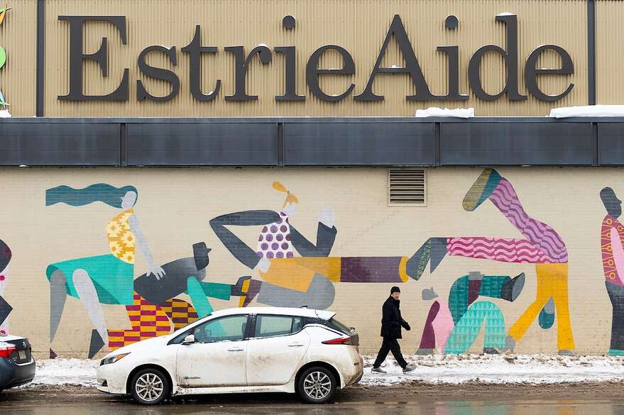 Comme les friperies, Estrie Aide connait une certaine popularité.