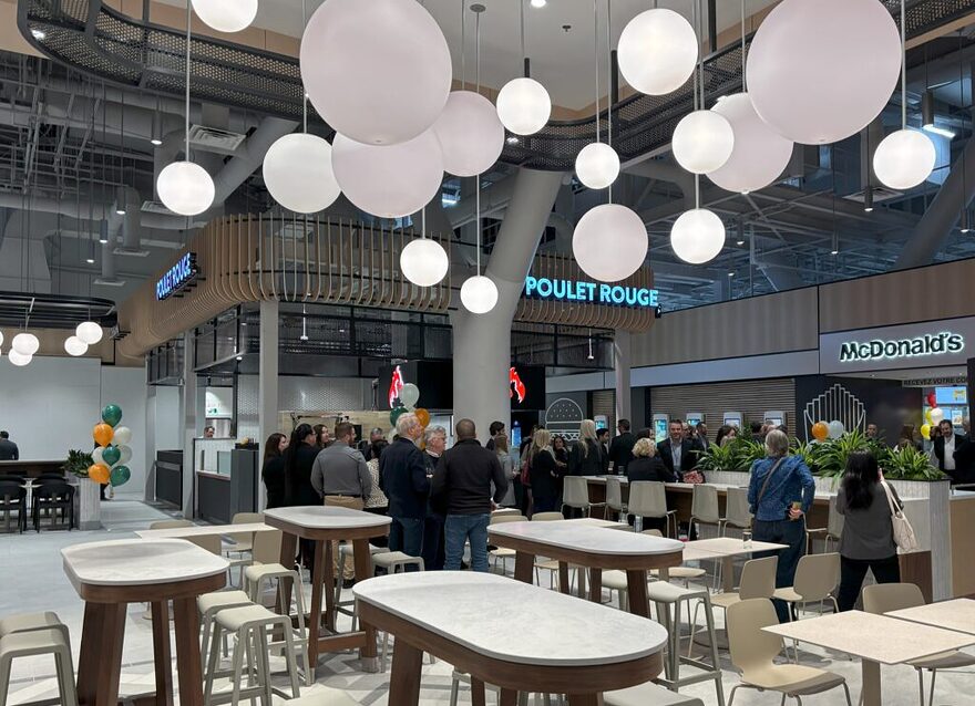 Station de métro de Longueuil : la nouvelle aire de restauration inaugurée