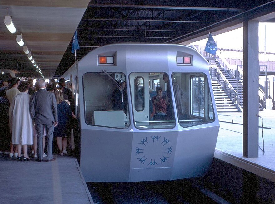 17648878868941402148956544338828