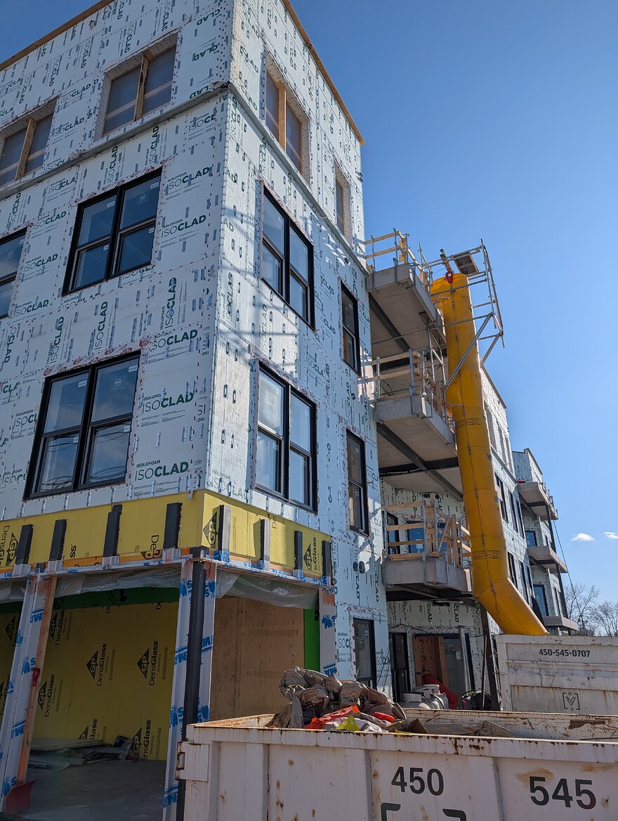 PXL_20260301_195605980