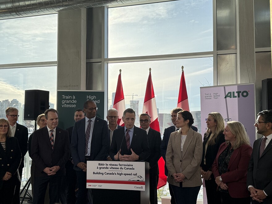 619674638_876257261825603_1566761834851897232_n