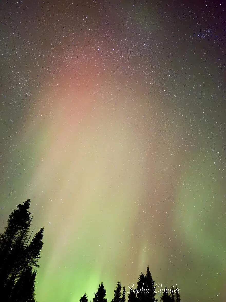 PHOTO SOPHIE CLOUTIER, TIRÉE DU GROUPE FACEBOOK AURORES DU QUÉBEC — Gaspé, Gaspésie – Îles-de-la-Madeleine