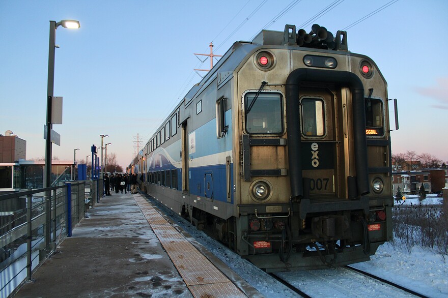 BE5358A9-EEBA-49AF-84B9-1853231721B1_1_201_a