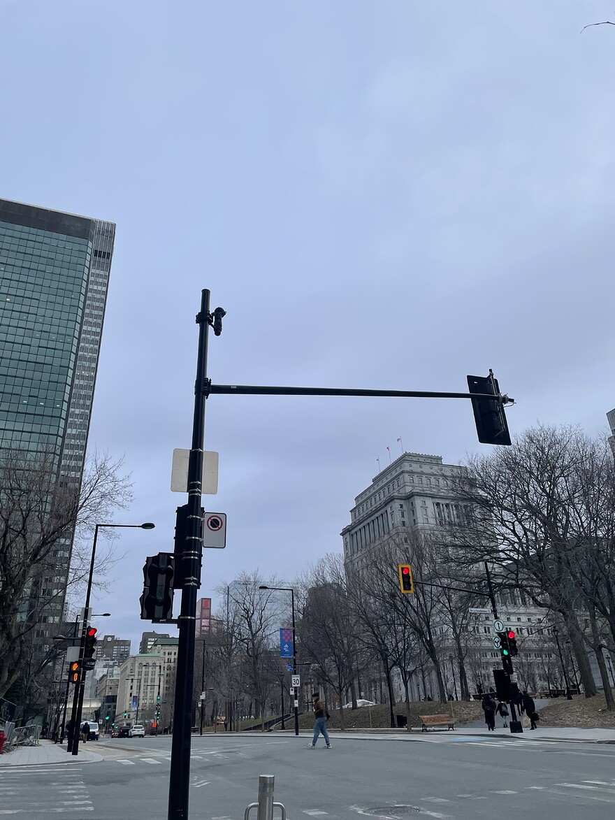 Peel — Avenue des Canadiens