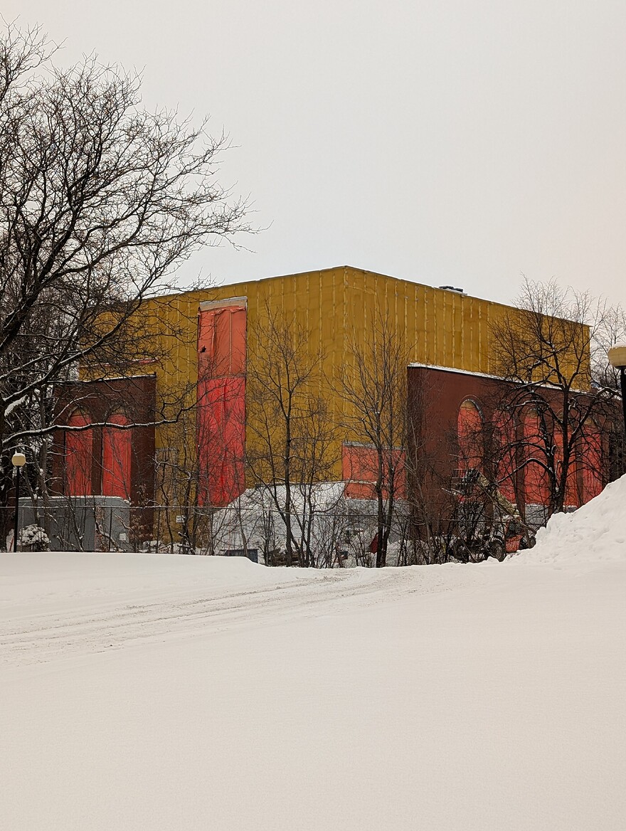 PXL_20260117_202922267