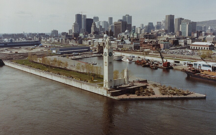 06M_P833S4D2089_0008_1