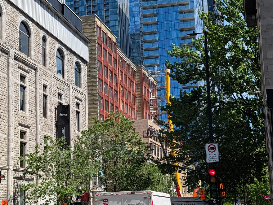 PXL_20260520_181750397