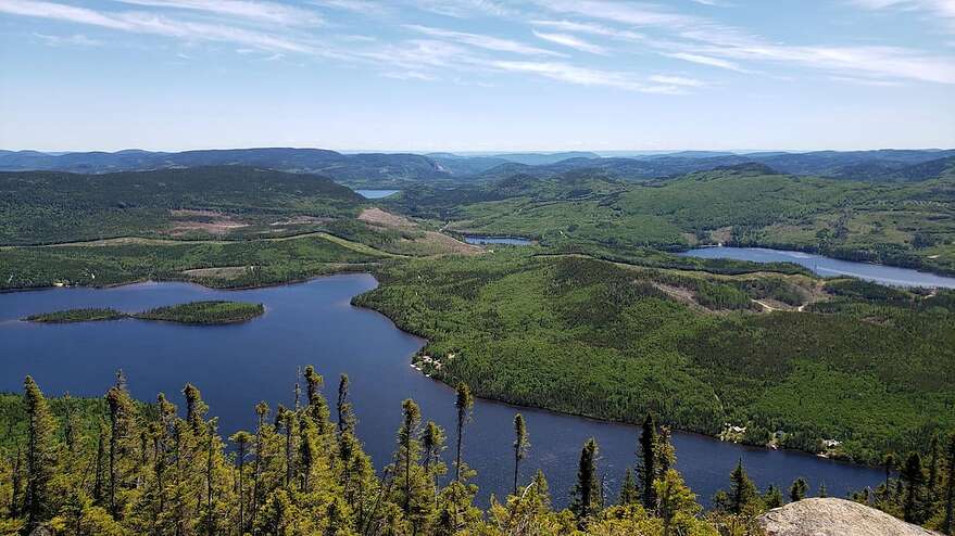 La Zec Lac-au-Sable offre plusieurs activités, comme la chasse, la pêche, le camping et la randonnée.