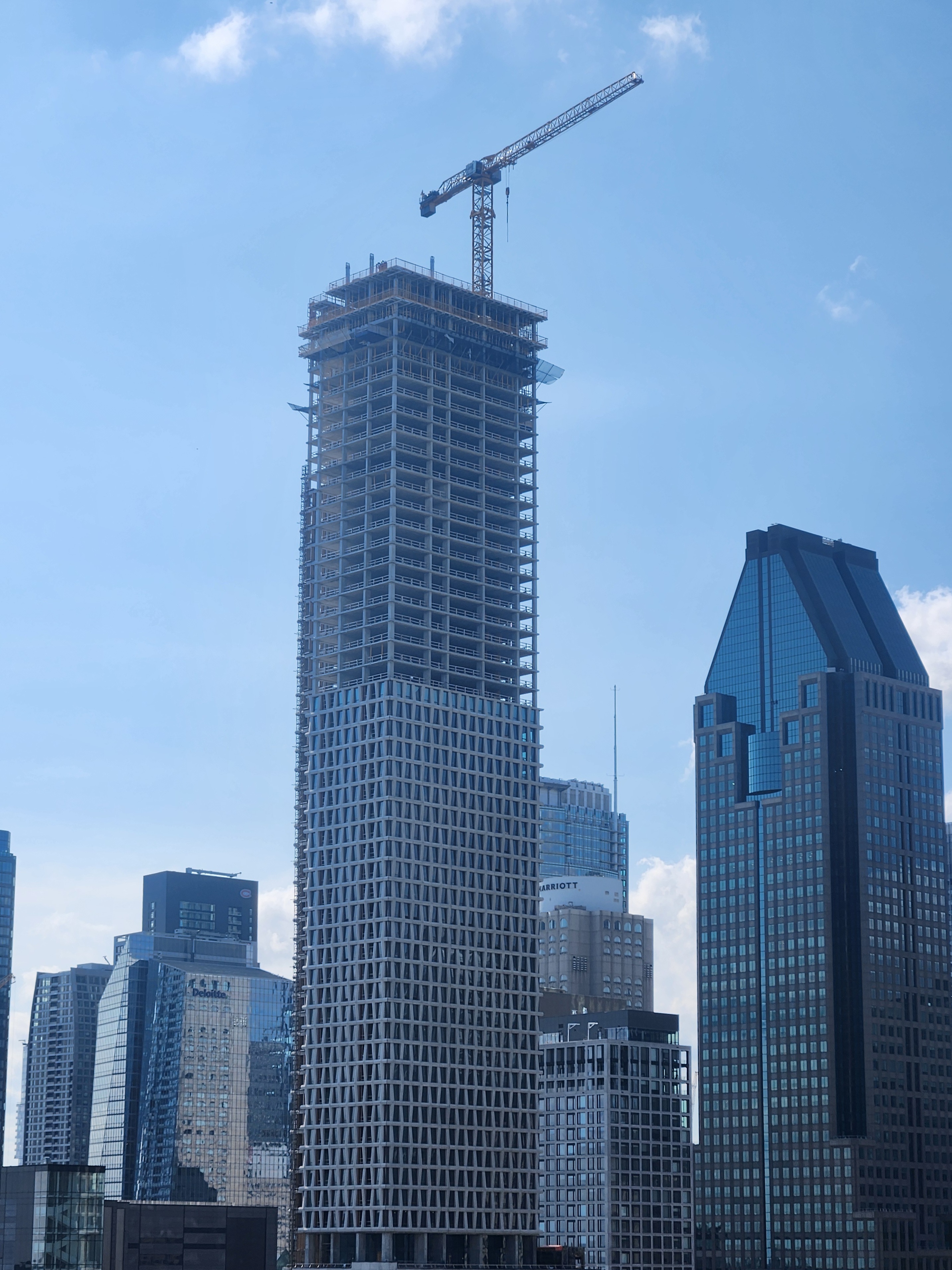 Moxy Montr al Skyla 63 tages 1431 Par Stu Projets En Moxy montr al skyla 63 tages 1431 par stu projets en