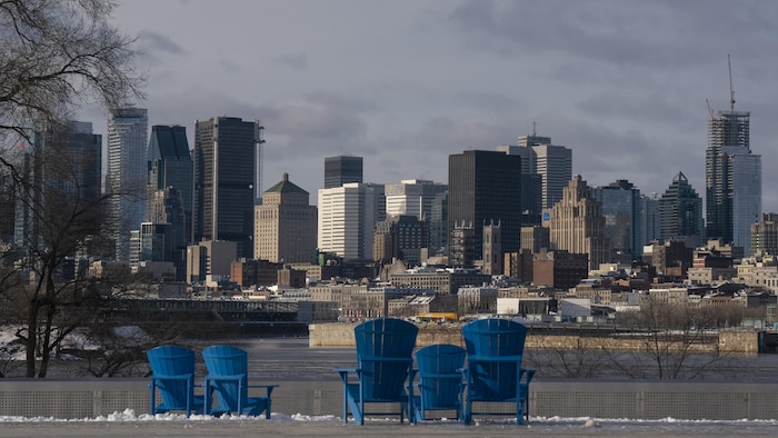 Le centre-ville de Montréal photographié depuis le parc Jean-Drapeau, le 1er janvier 2024.