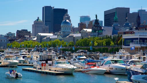 Montréal montrant une baie ou un port, une ville et un gratte-ciel