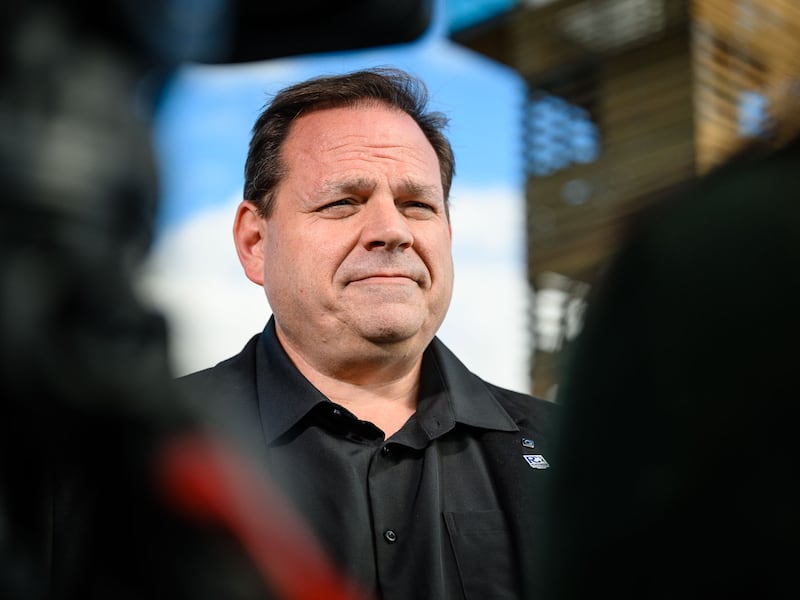 Permis suspendu et poursuite: Stéphane Lachance a accumulé les retards de paiements