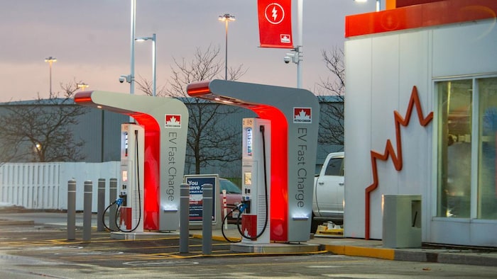 Actuellement, six stations Petro-Canada du Québec offrent des bornes de recharge électrique.