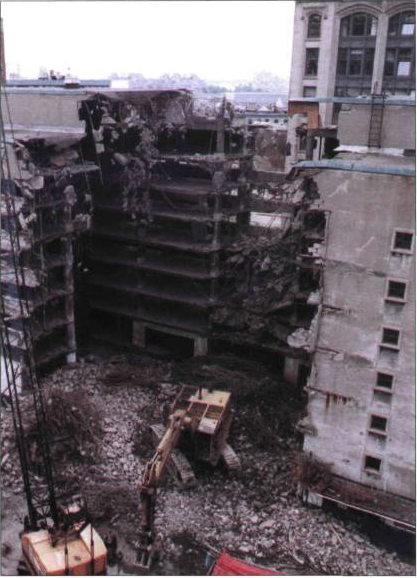 2000.05 démolition Pigeon Hole PhDocomomo-Qc