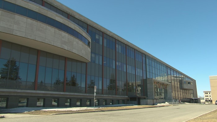 La Faculté de médecine de l'Université Laval.