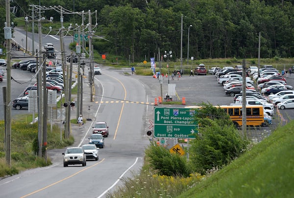 Les stationnements P2 et P3 de l'Aquarium avant le début des travaux du ministère des Transports sur l'avenue des Hôtels.