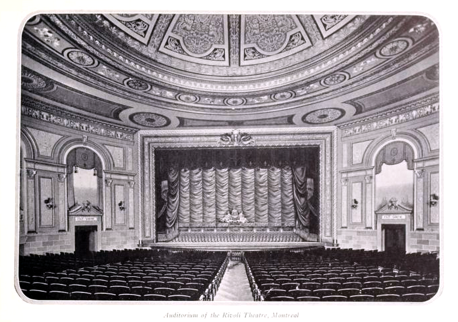 Rivoli_Theatre,_Montreal,_Canada_in_1927
