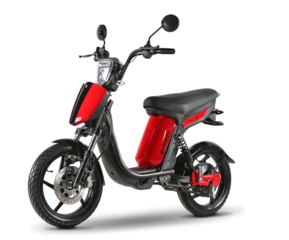 Le scooter électrique Emmo Urban T2.