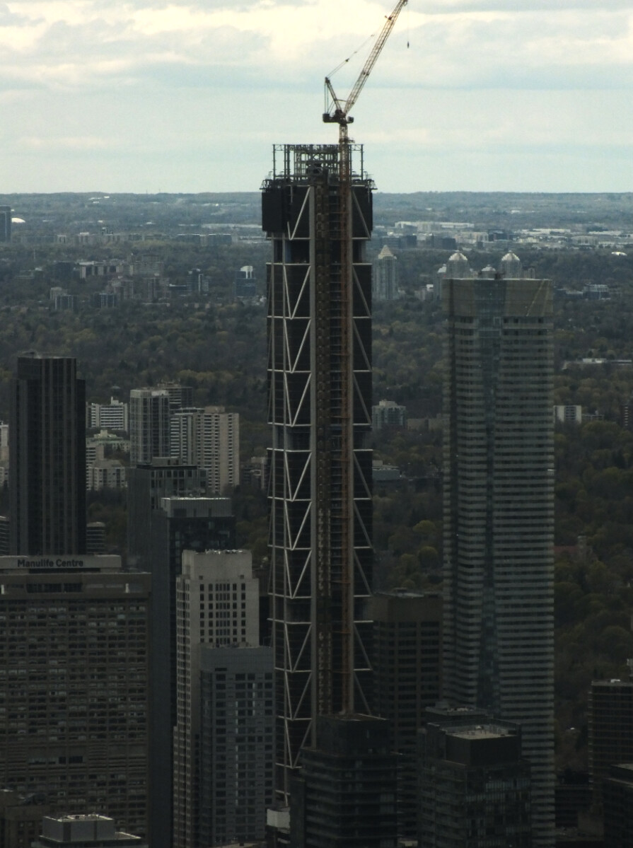 One Bloor West (anciennement The One) - 85 étages (308m)