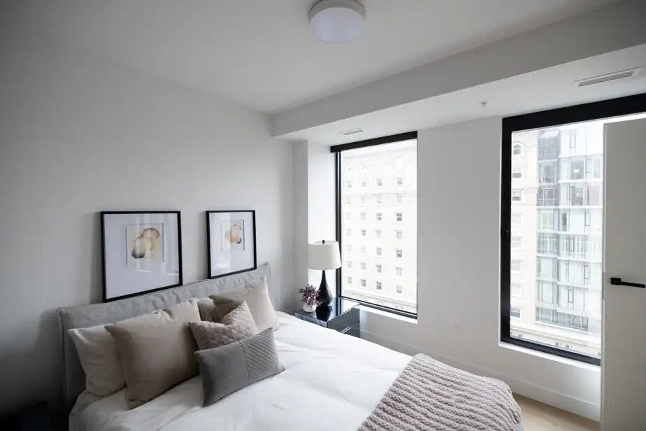 PHOTO MARCO CAMPANOZZI, LA PRESSE — Environ 50 % des unités disponibles dans l’immeuble sont des appartements d’une chambre.