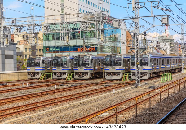 tokyo-april-12-jr-line-600w-143626423